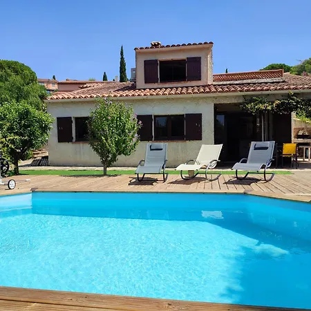 Le Clos Ferté Au Lavandou *